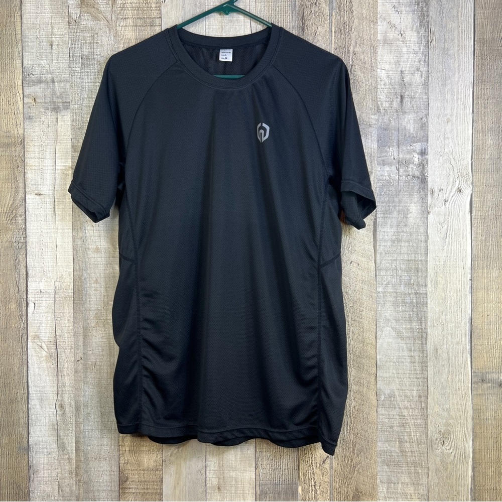 Black Crewneck Size Medium Short Sleeve Jersey Style Shirt